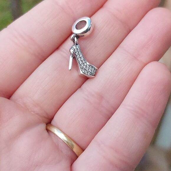 925 Sterling Silver Fashionista Shoe Charm - Picture 2 of 5